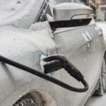 Зимата доаѓа: Како да го одржувате вашиот електричен автомобил