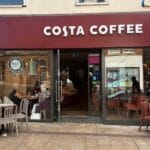 „Coca-Cola“ во финални преговори за спасување на продажбата на „Costa“