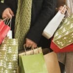 Празнични излози, празни паричници – водич за паметно купување