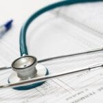 ЦГК истражување: Клучни „играчи“ и конкуренција во јавните набавки во здравството