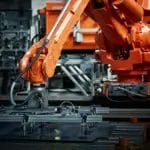 Која е причината за континуираниот минус на контото на индустријата?!