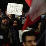 CNN: Трамп размислува за воена интервенција во Иран