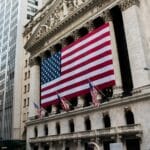 Wall Street: Силен раст на индексите по смирувачките пораки на Трамп