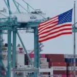 Со зголемувањето на американските царини економската магла повторно се згуснува