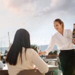 Сезонски работници од Македонија ќе го спасуваат туризмот во Црна Гора