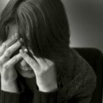 Неочекувани знаци на депресија кои можеби не ги препознавате