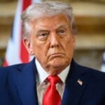 Трамп во неволја: Војната со Иран ги погодува американските паричници