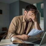 Финансискиот стрес ни го „јаде“ мозокот