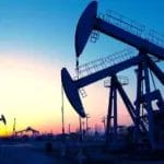 Цените на нафтата стагнираат додека пазарите ги следат преговорите меѓу САД и Иран