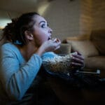 Среќните емоции можат да предизвикаат и прејадување
